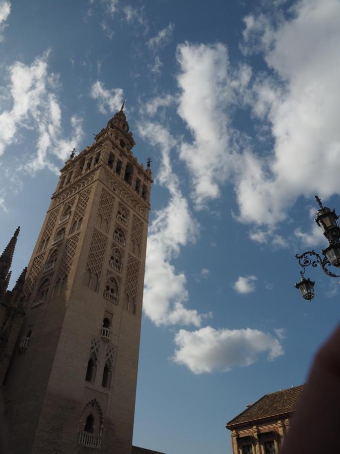 Apartamento Cruz Roja A Seville Luaran gambar